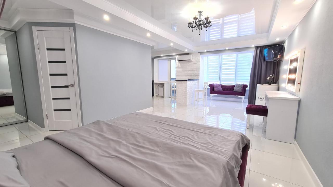 Apartaments On Prospekt Mira 35 Krivoy Rog Exterior foto