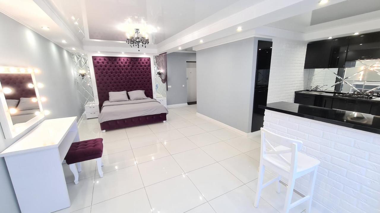 Apartaments On Prospekt Mira 35 Krivoy Rog Exterior foto