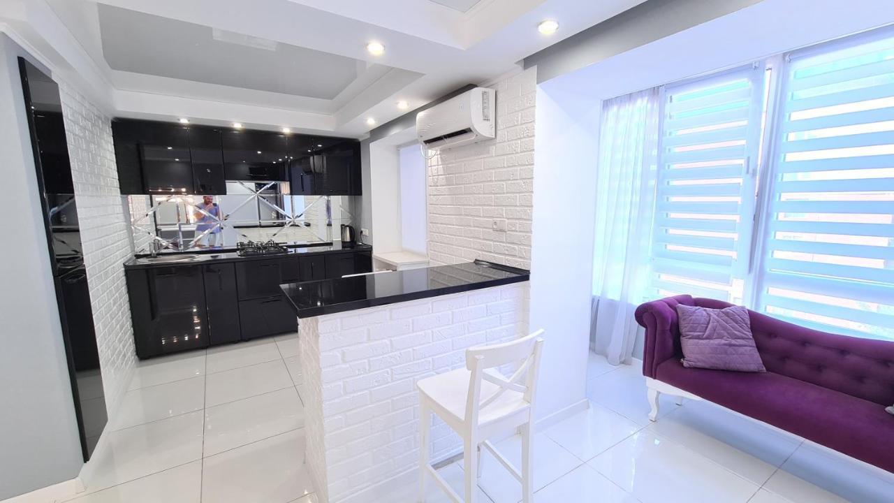 Apartaments On Prospekt Mira 35 Krivoy Rog Exterior foto