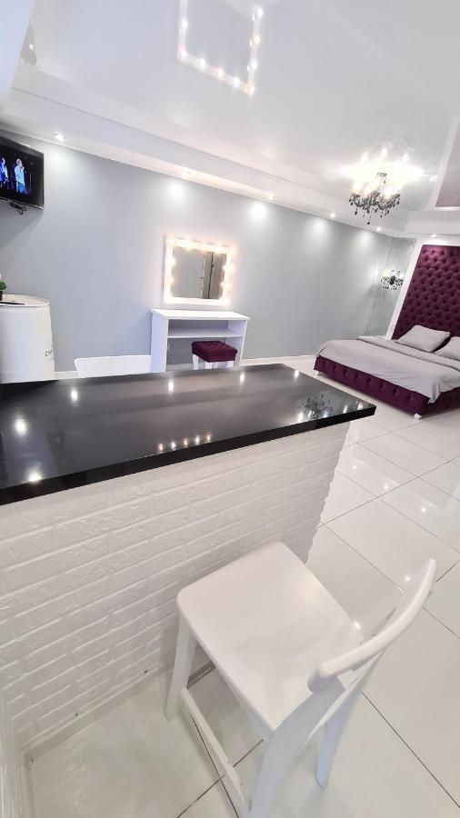 Apartaments On Prospekt Mira 35 Krivoy Rog Exterior foto